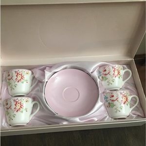 Reya Rosette Vintage Bloom 8pcs